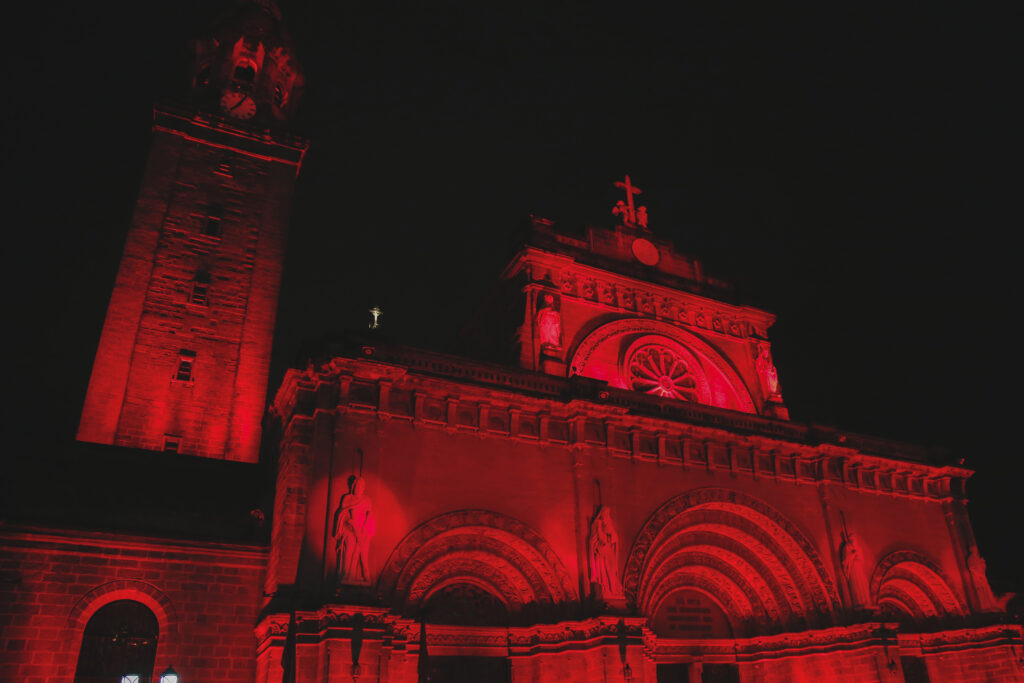 Kathedrale, Manila, Red Wednesday